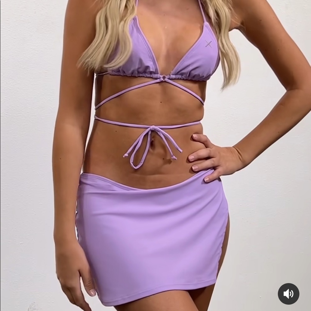 Boutine Purple Set Size Small - image 2